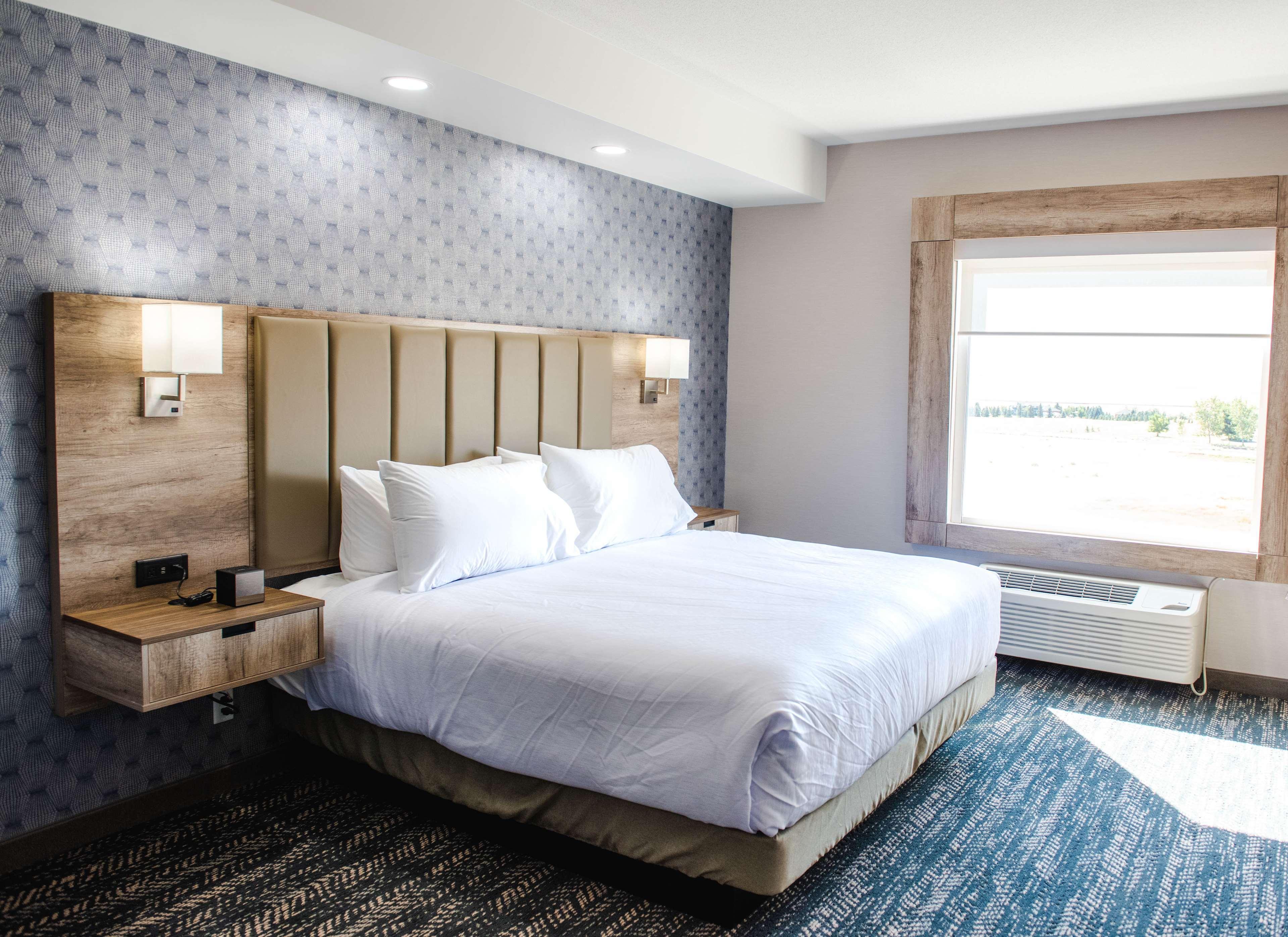 Best Western Premier Executive Residency メディシンハット エクステリア 写真