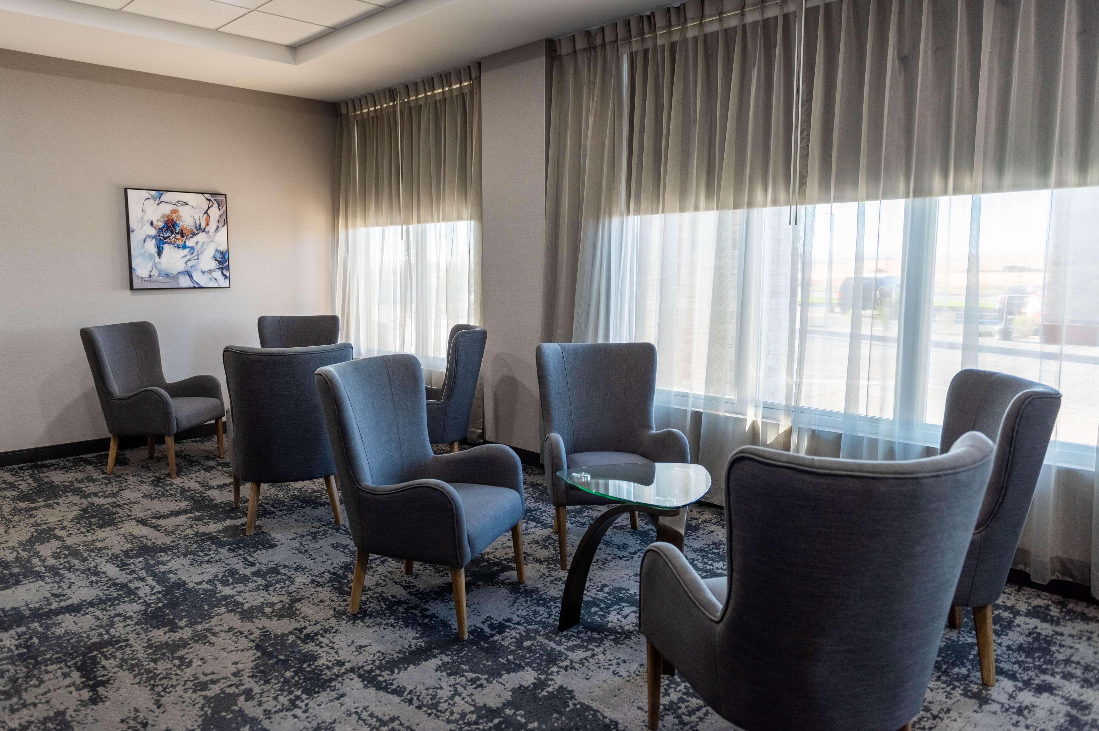 Best Western Premier Executive Residency メディシンハット エクステリア 写真