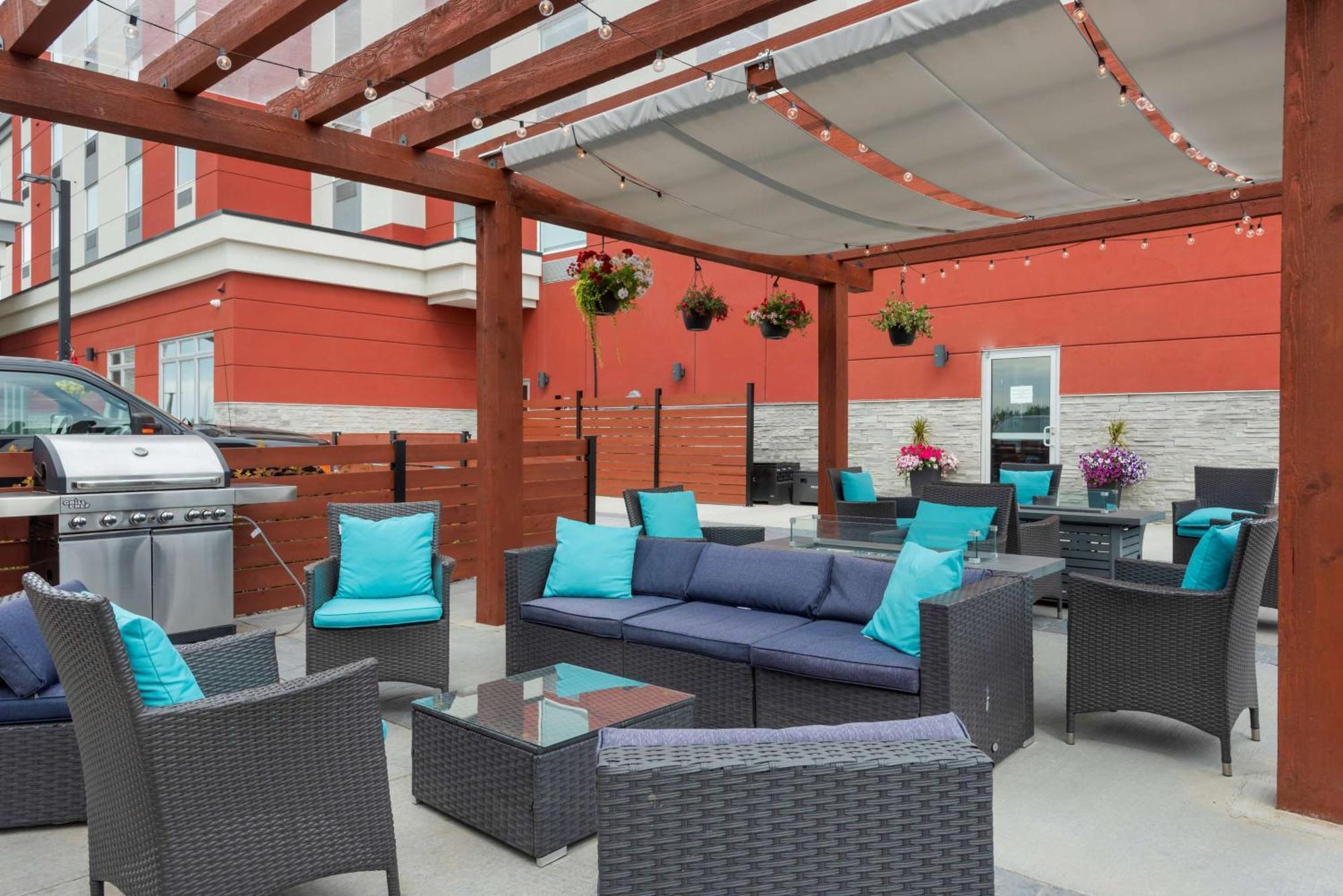 Best Western Premier Executive Residency メディシンハット エクステリア 写真