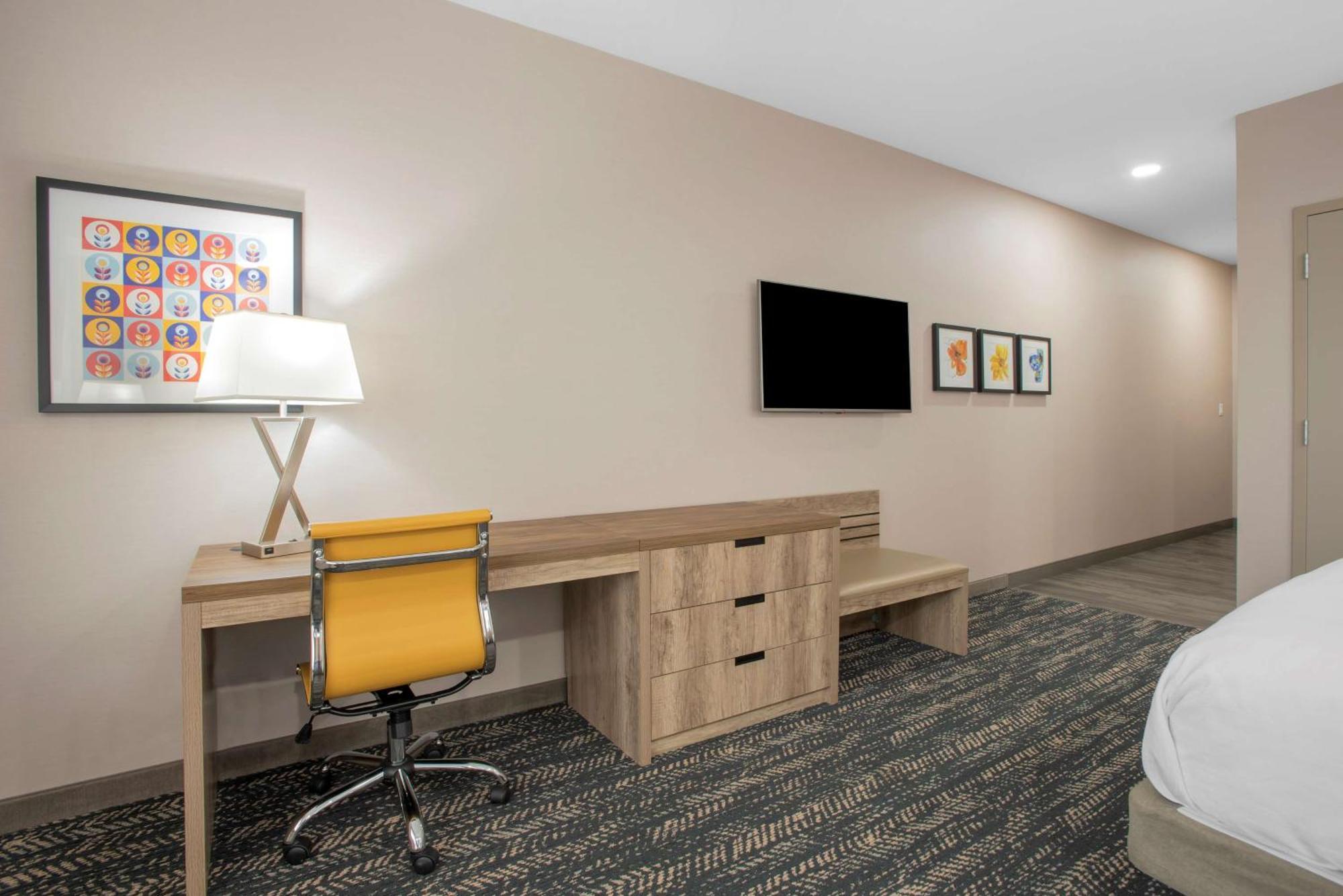 Best Western Premier Executive Residency メディシンハット エクステリア 写真